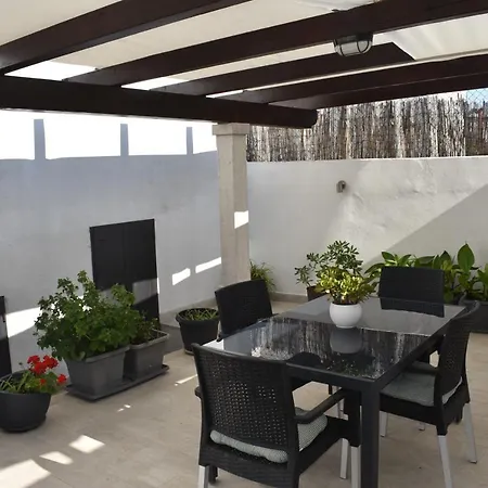 Nyaraló House Tina *