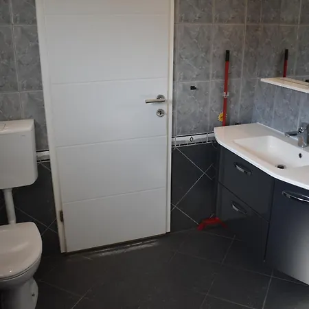 Будинок відпочинку House Tina